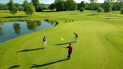 Golfspieler auf Golfplatz